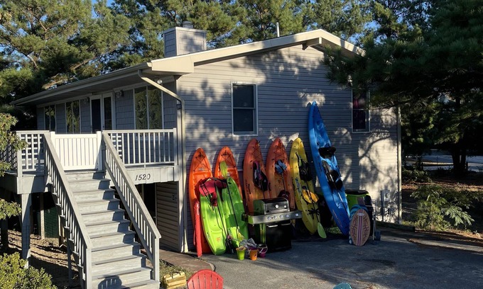 Broadkill Beach House | Pet friendly, Broadkill Beach rental with a large screened in area and open deck!