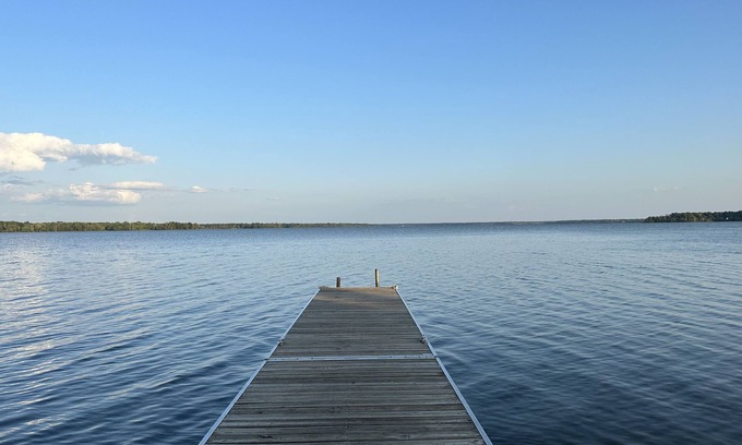 New Lisbon Cabin | Pet Friendly Buckhorn Cabin with HOT TUB, Buckhorn State Park, Dirty Turtlen