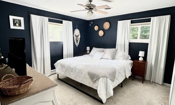 Northwest House | Pet friendly coastal farmhouse in Virginia Beach
