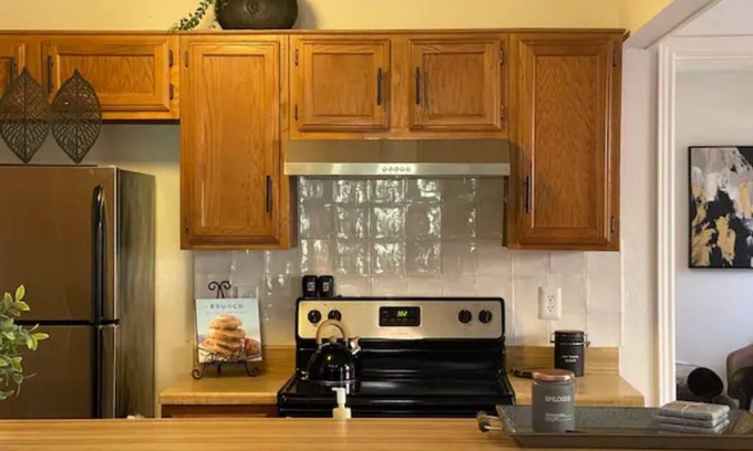 Southwest Carrollton House | Pet Friendly, Comfortable Chic Boho Style 2 Bed 2 Bath Home