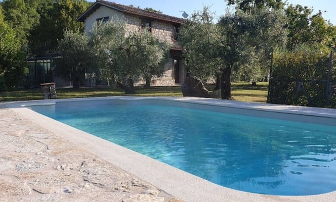 San Venanzo Cottage | Pet-Friendly Cottage with Pool & Wooded Land, perfect for Smart Wordking € Relax