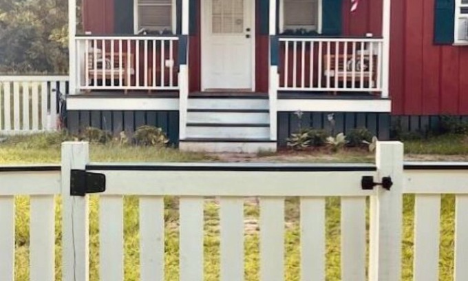 Orangeburg County Cottage | Pet friendly country cottage with large fenced-in yard & horses on property