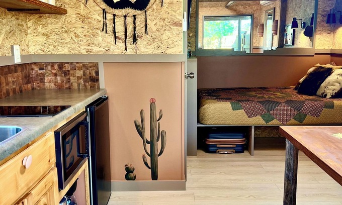 Rimrock Cabin | Pet Friendly Cozy Casita near Sedona
