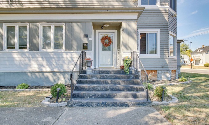 Dayton Apartment | Pet-friendly Dayton Condo ~ 1 Mi to Downtown!