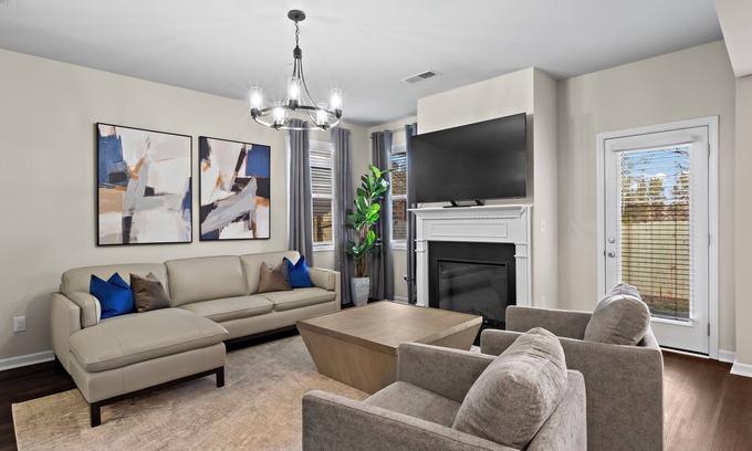 Marietta House | PET FRIENDLY Elegant Marietta Retreat Near Atlanta Attractions