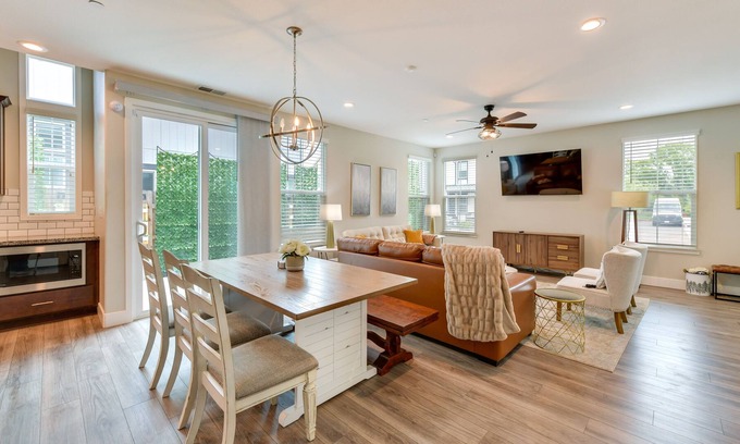 Folsom House | Pet-Friendly Folsom Vacation Rental w/ Fire Pit!