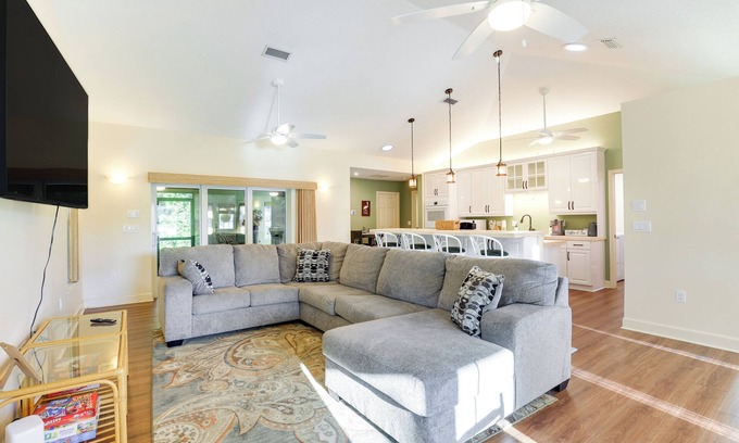 Indian River Estates House | Pet-Friendly Fort Pierce Home w/Screened Porch!