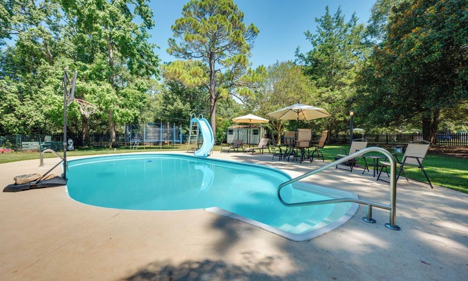 Fort Valley Cottage | Pet-Friendly Fort Valley Home w/Private Pool