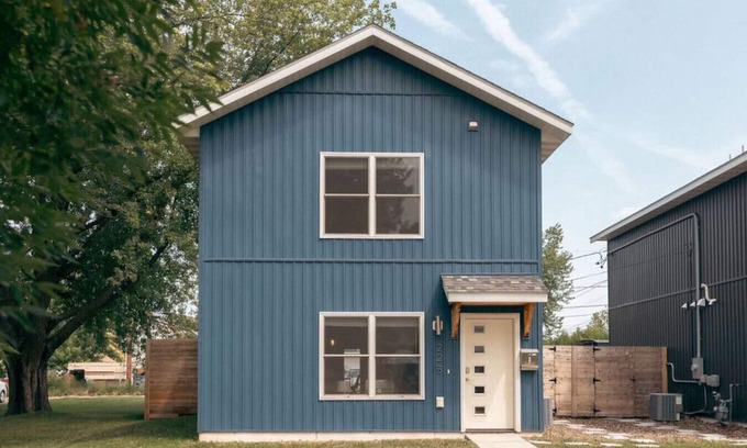 Duluth House | Pet Friendly, Fully Fenced Yard βοΈππΎππΎ