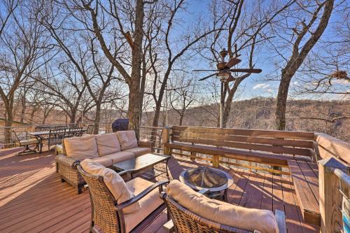 Eucha House | Pet-Friendly Grand Lake House with Dock and Kayaks!