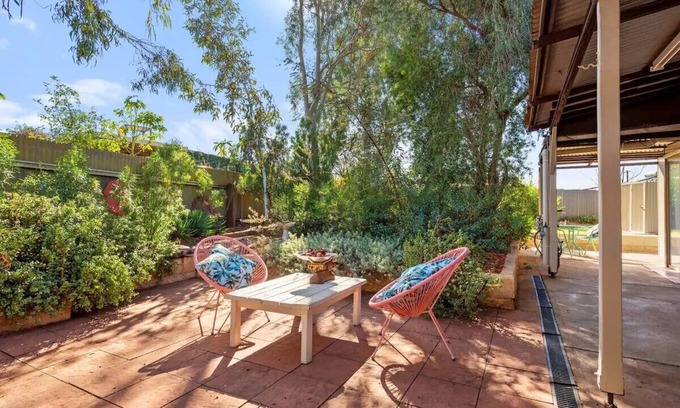 Kalgoorlie House | Pet friendly historic home