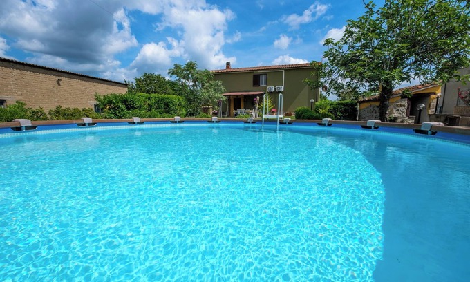 Sorano House | Pet-Friendly Holiday Home Fonte Etrusca with Pool, Garden & Wi-Fi