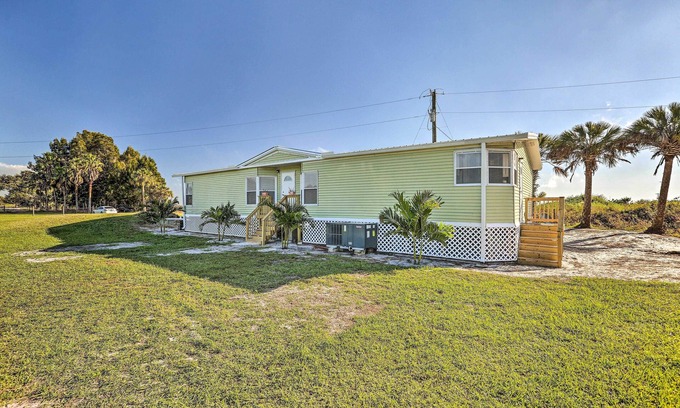 Clewiston House | Pet-Friendly Home: 10 Mi to Lake Okeechobee!