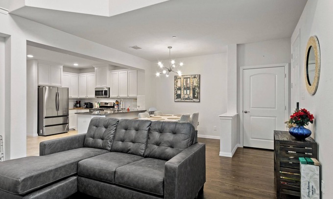 McKinney House | Pet friendly home in a safe neighborhood in McKinney. With EV charger.