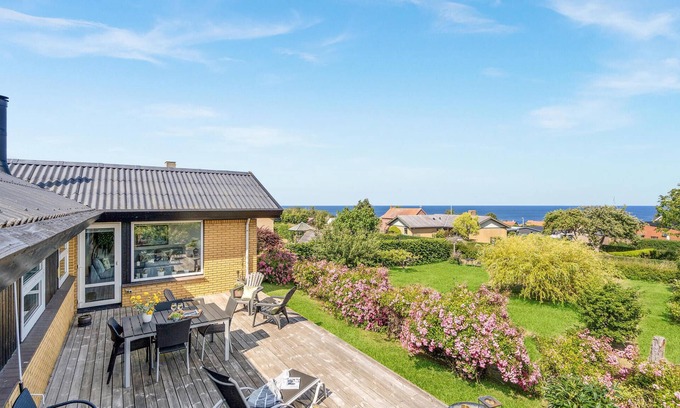 Allinge House | Pet friendly home in Allinge with WiFi