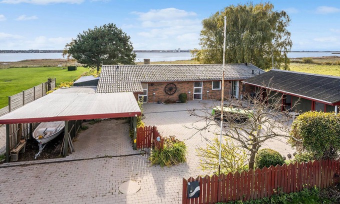 Holbaek House | Pet friendly home in Holbæk with WiFi