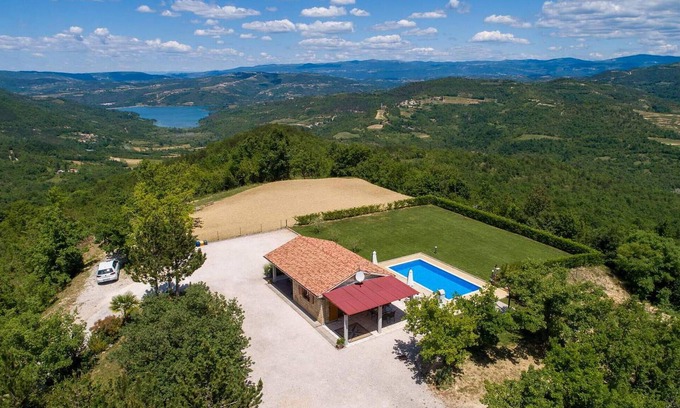 Kircija House | Pet friendly home in Pazin