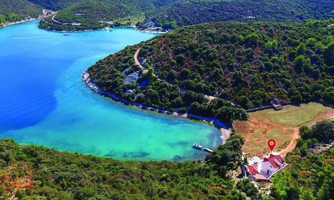 Pucisca House | Pet friendly home in Pucisca with WiFi