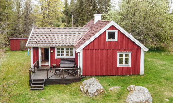 Ryd House | Pet friendly home in Ryd with kitchen