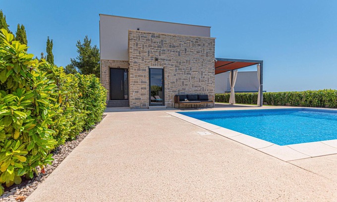Tribunj House | Pet friendly home in Tribunj