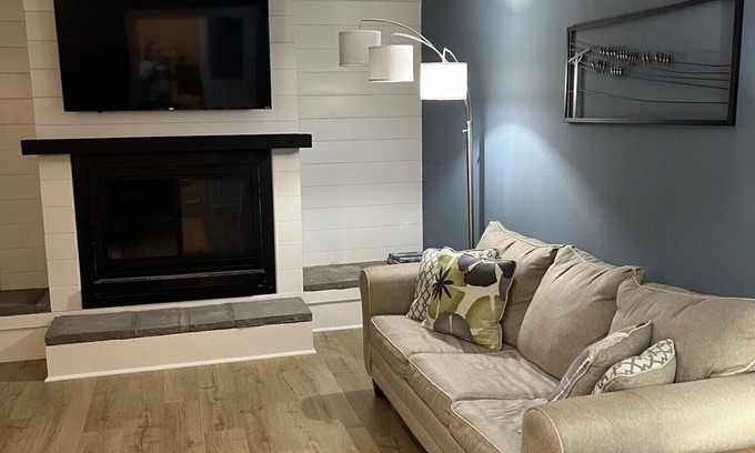 Boyne City House | Pet Friendly home - Sleeps 6