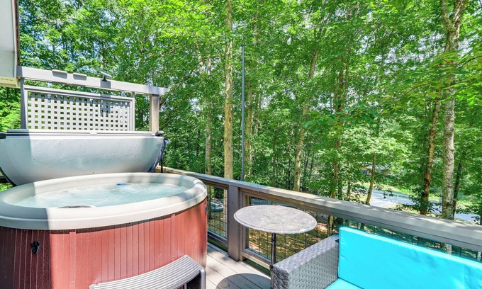 Blue Ridge House | Pet-Friendly Home w/Hot Tub in Blue Ridge!