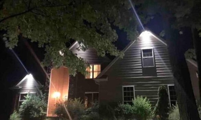Erie House | Pet Friendly Home wooded setting 3000 Sq ft
