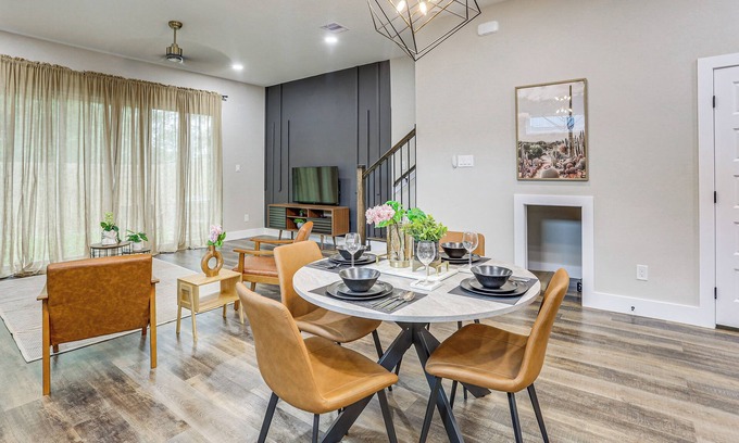 OST - South Union House | Pet-Friendly Houston Home w/Patio: 6 Mi to Dtwn!