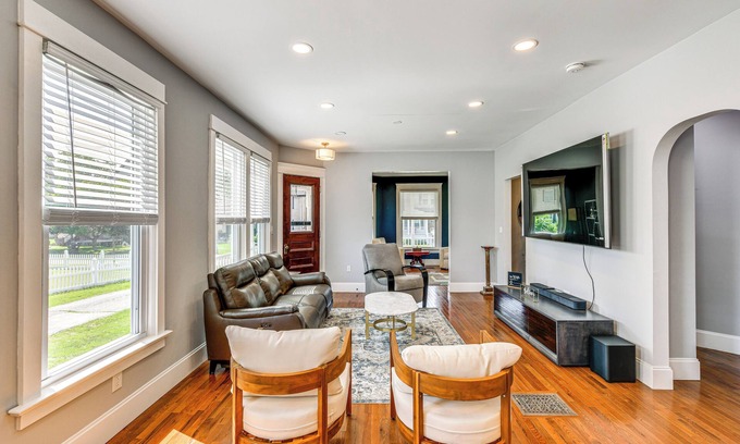 Lancaster House | Pet-Friendly Lancaster Home 13 Mi to Dtwn Buffalo