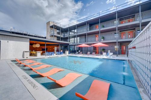 New Braunfels Apartment | Pet-Friendly New Braunfels Condo with Shared Pool!