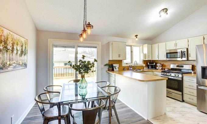 Omaha House | Pet-Friendly Omaha Vacation Rental w/Deck!