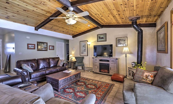 Williamson House | Pet-Friendly Prescott Home on 3 Acres w/Sunroom