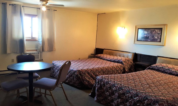 Cheyenne Wells House | Pet-friendly Property Near Smoky River Golf Course, With Free Parking