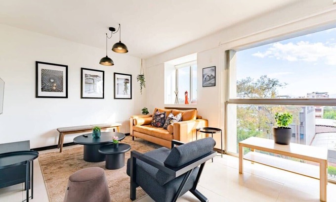 Roma Norte Condo | Pet-Friendly Roma Vibes, Parks, Art & Nightlife!
