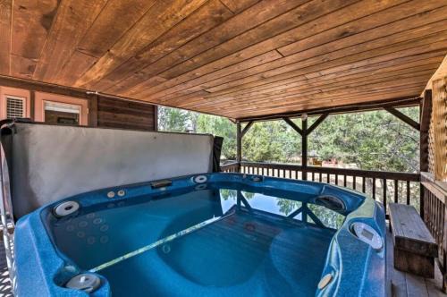 Heber House | Pet Friendly Retreat in Rim Country! With a Spa!