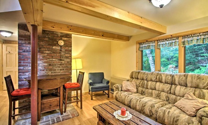 Rumney House | Pet-Friendly Rumney Cabin on Stinson Lake!
