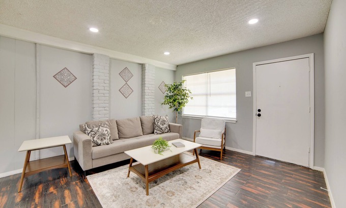 Sachse House | Pet-Friendly Sachse Home: Large Fenced Yard