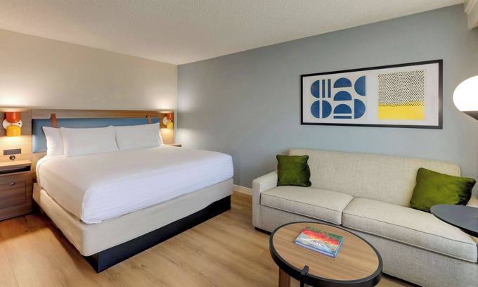 Mayo Clinic House | Pet-Friendly Scottsdale Unit Near Mayo Clinic, Pool & Fitness Center