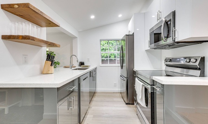 South Miami House | Pet-Friendly South Miami Home w/Private Pool!