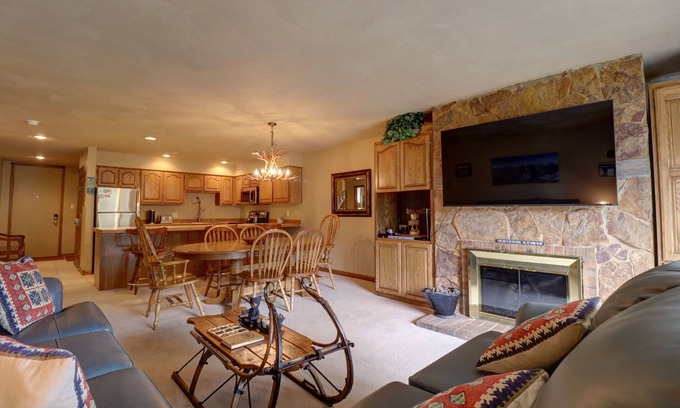 Copper Mountain Village Condo | Pet Friendly, Spacious, Mountain Views SB102
