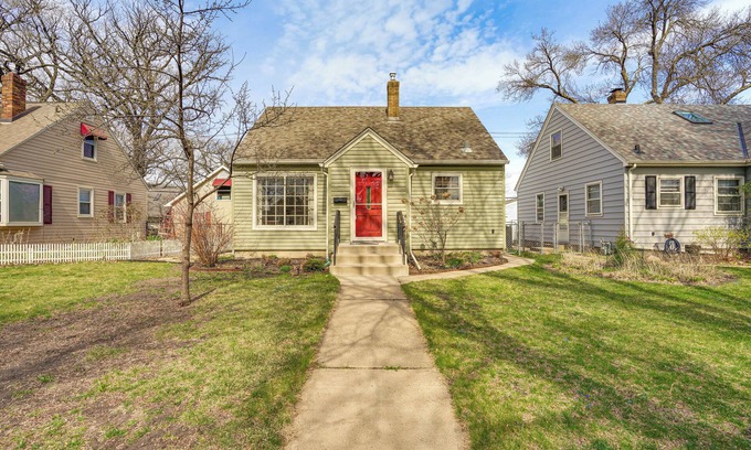 West Seventh House | Pet-Friendly St Paul Home < 5 Mi to Downtown!