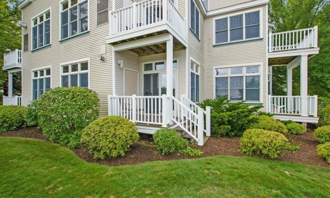Manistee Condo | Pet-Friendly Studio at Harbor Village