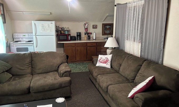 Cornell Apartment | Pet Friendly* The Stacker* Brunet Island State Park*Chippewa River* HikingTrails