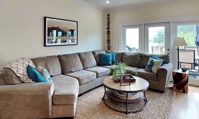 Navarre Beach House | Pet Friendly Townhome | Easy Access to the Beach & Neighborhood Amenities!