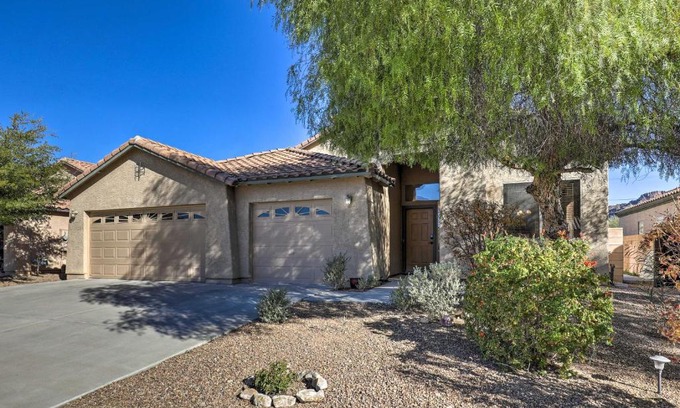 Tucson Mountain Sanctuary House | Pet-Friendly Tucson Home with Patio and Mountain Views
