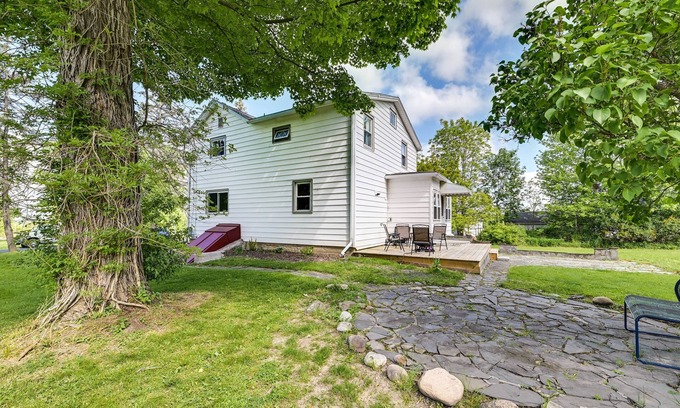 Union Springs House | Pet-Friendly Upstate NY Home < 1 Mi to Cayuga Lake