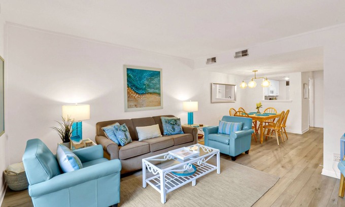 Hilton Head Island Condo | Pet Friendly Beachside Villa - Across the Street from the Beach!