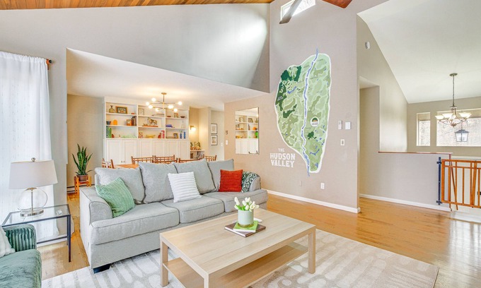 Hopewell Junction House | Pet-Friendly Hopewell Junction Home w/Pool
