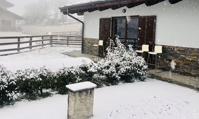Saint-Vincent Villa | Pet-Friendly 'Villa Elit' with Mountain View & Garden