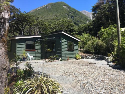 Arthur's Pass House | Petes Place